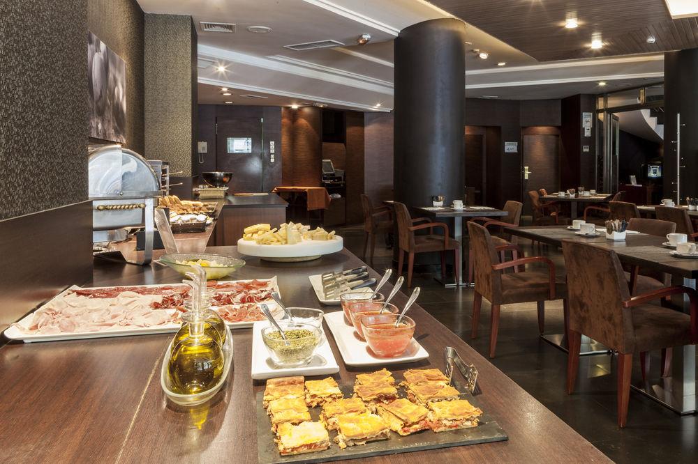 Ac Hotel Carlton Madrid By Marriott Εξωτερικό φωτογραφία