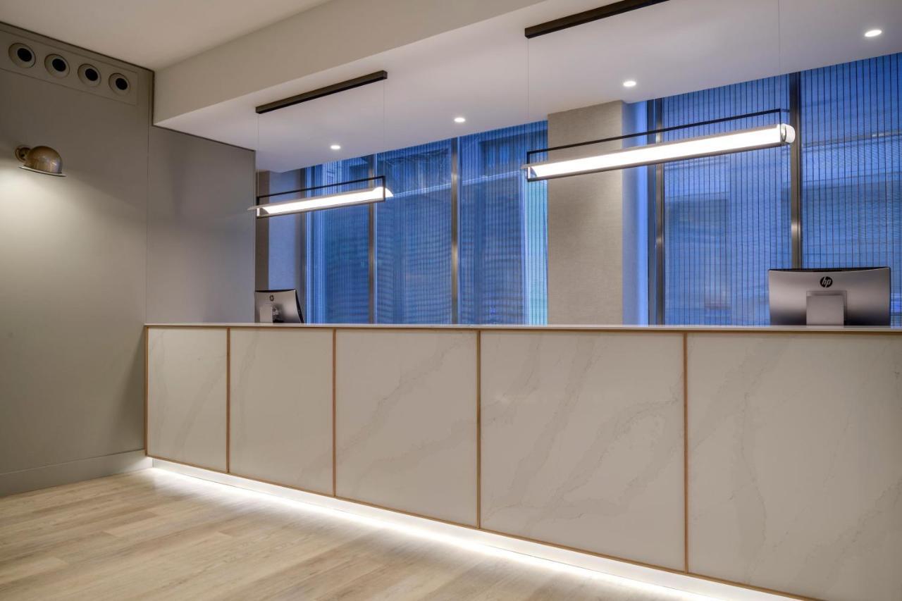 Ac Hotel Carlton Madrid By Marriott Εξωτερικό φωτογραφία