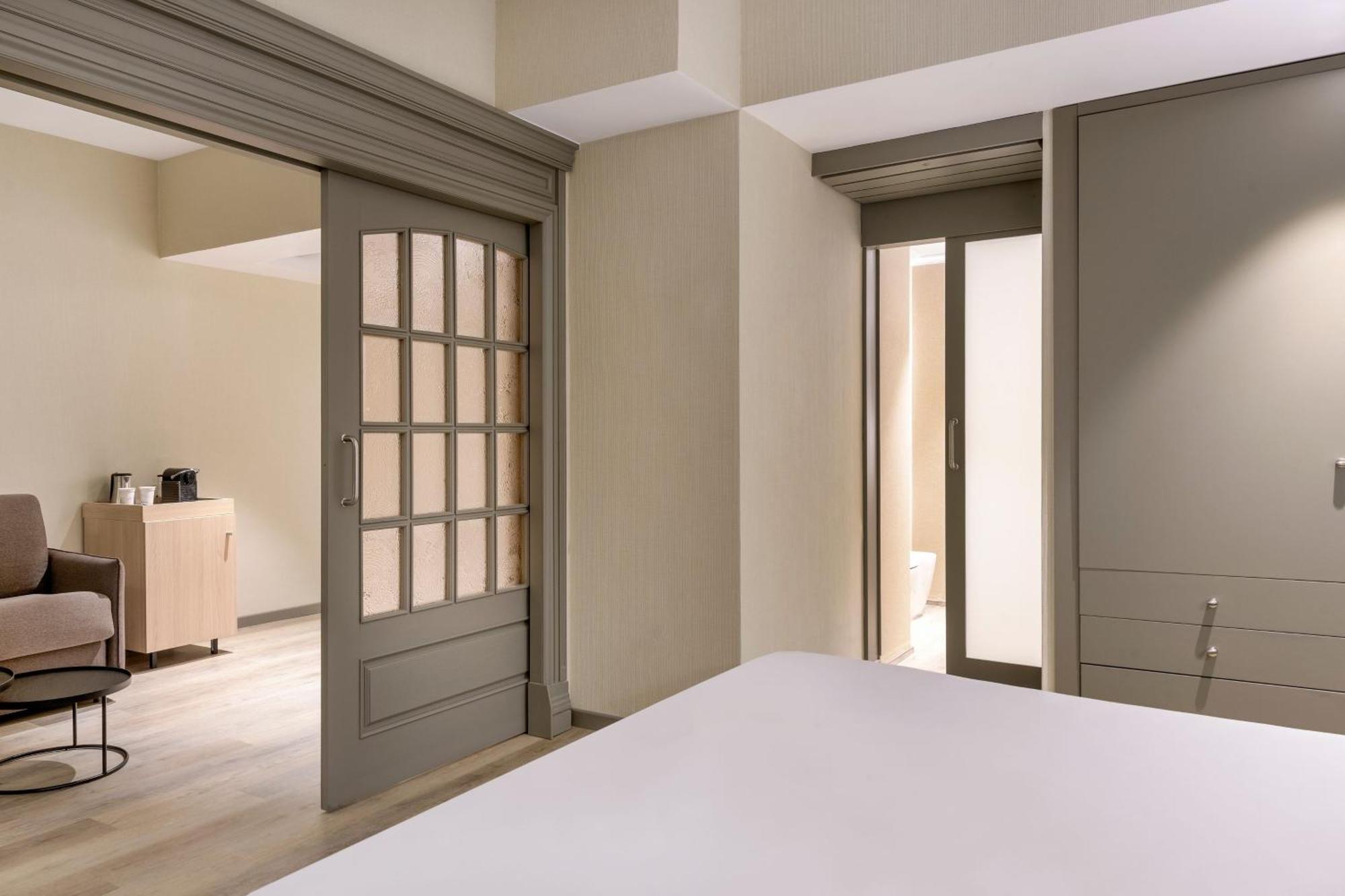 Ac Hotel Carlton Madrid By Marriott Εξωτερικό φωτογραφία