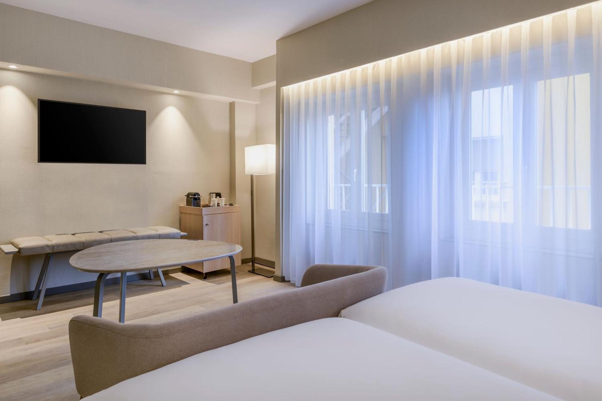 Ac Hotel Carlton Madrid By Marriott Εξωτερικό φωτογραφία