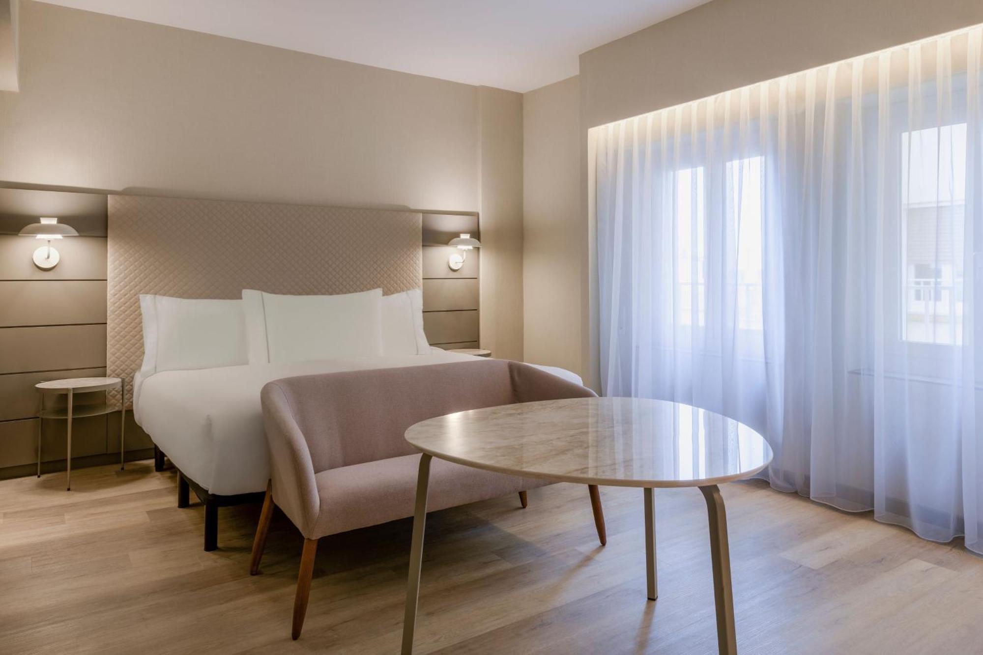 Ac Hotel Carlton Madrid By Marriott Εξωτερικό φωτογραφία