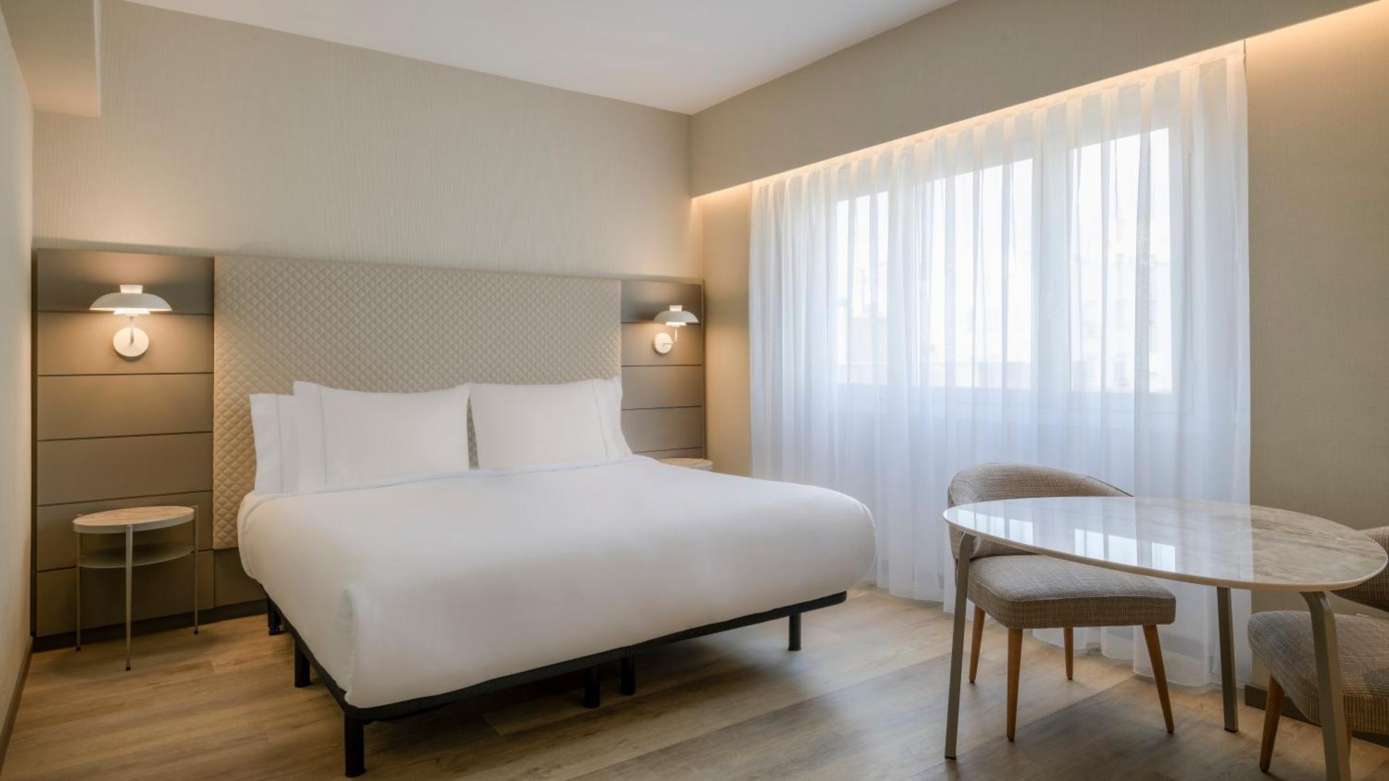 Ac Hotel Carlton Madrid By Marriott Εξωτερικό φωτογραφία