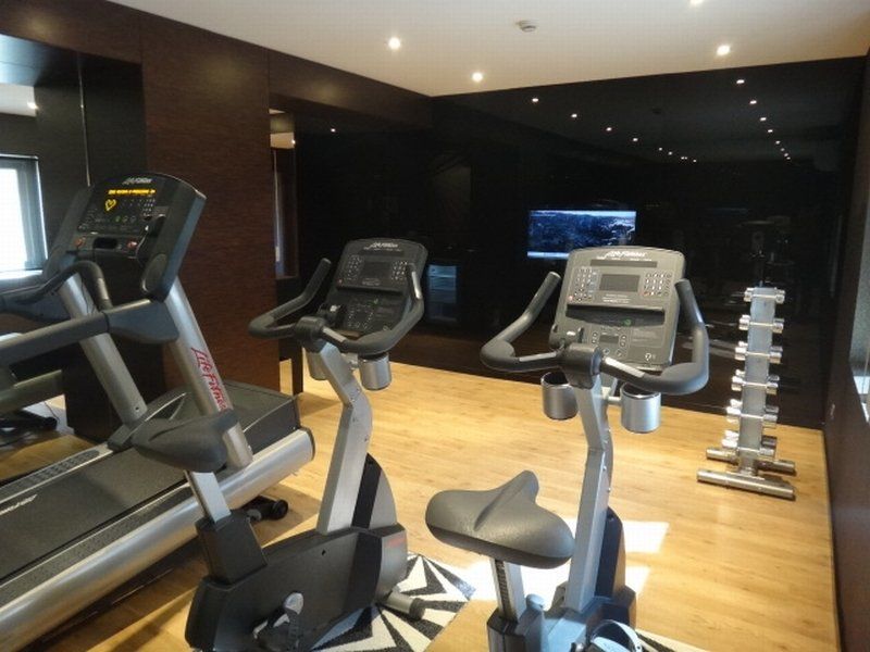 Ac Hotel Carlton Madrid By Marriott Ανέσεις φωτογραφία